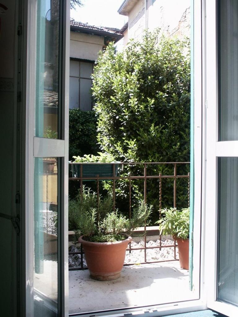 Albergo Corona ซัลโซมัจโจเรแตร์เม ภายนอก รูปภาพ
