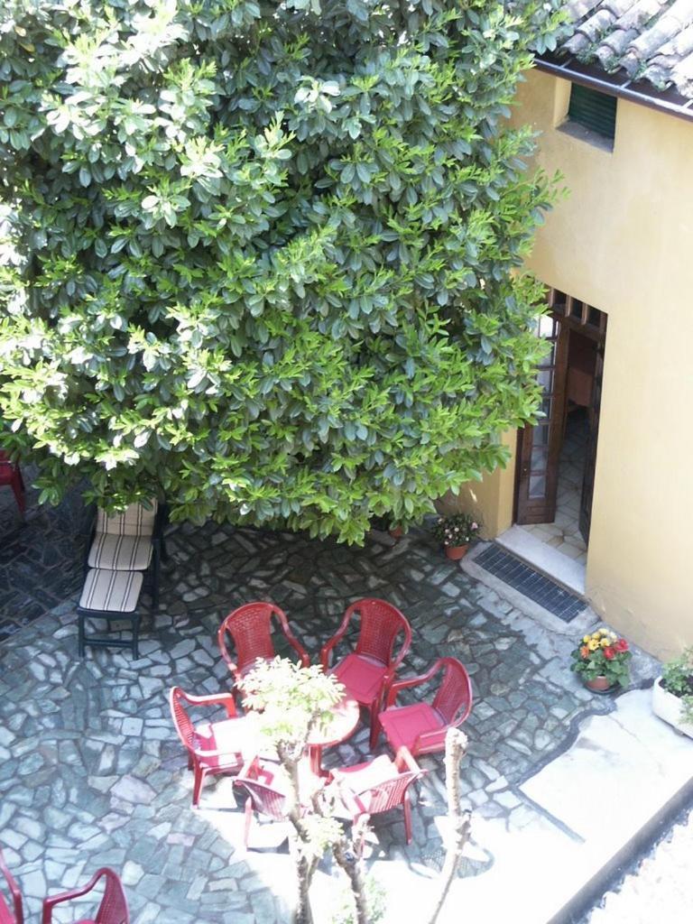 Albergo Corona ซัลโซมัจโจเรแตร์เม ภายนอก รูปภาพ