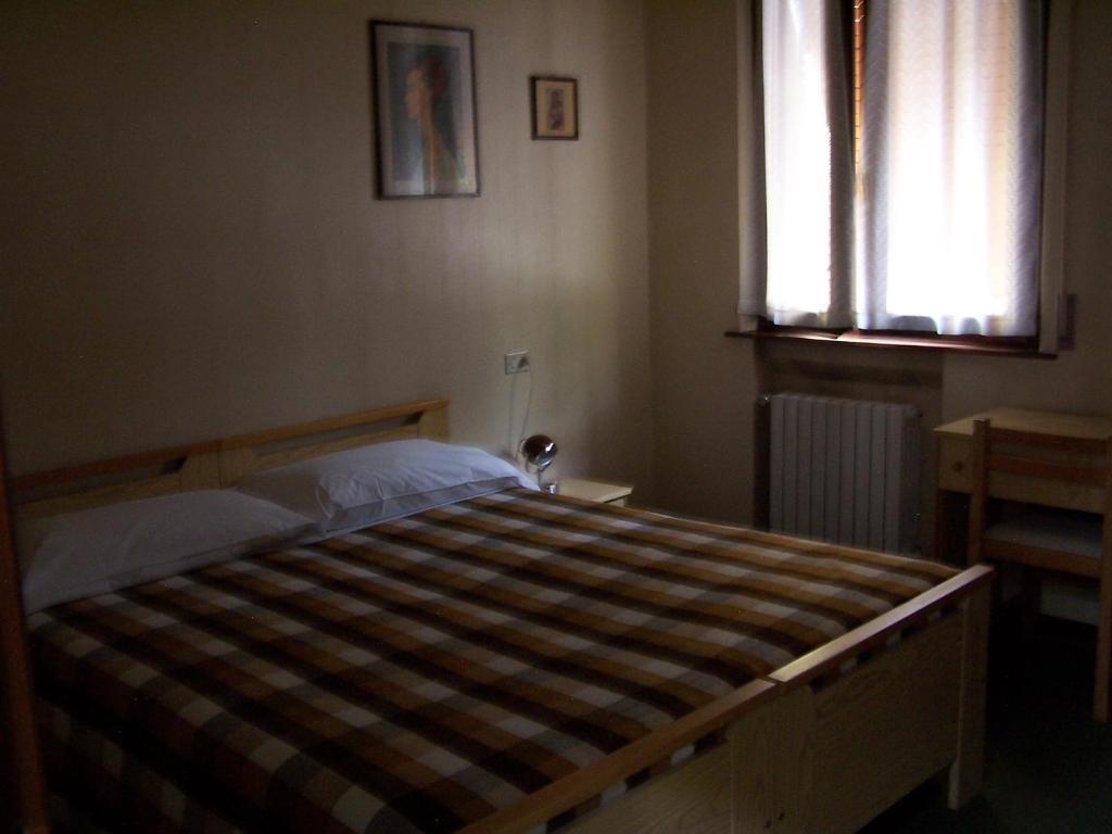 Albergo Corona ซัลโซมัจโจเรแตร์เม ห้อง รูปภาพ